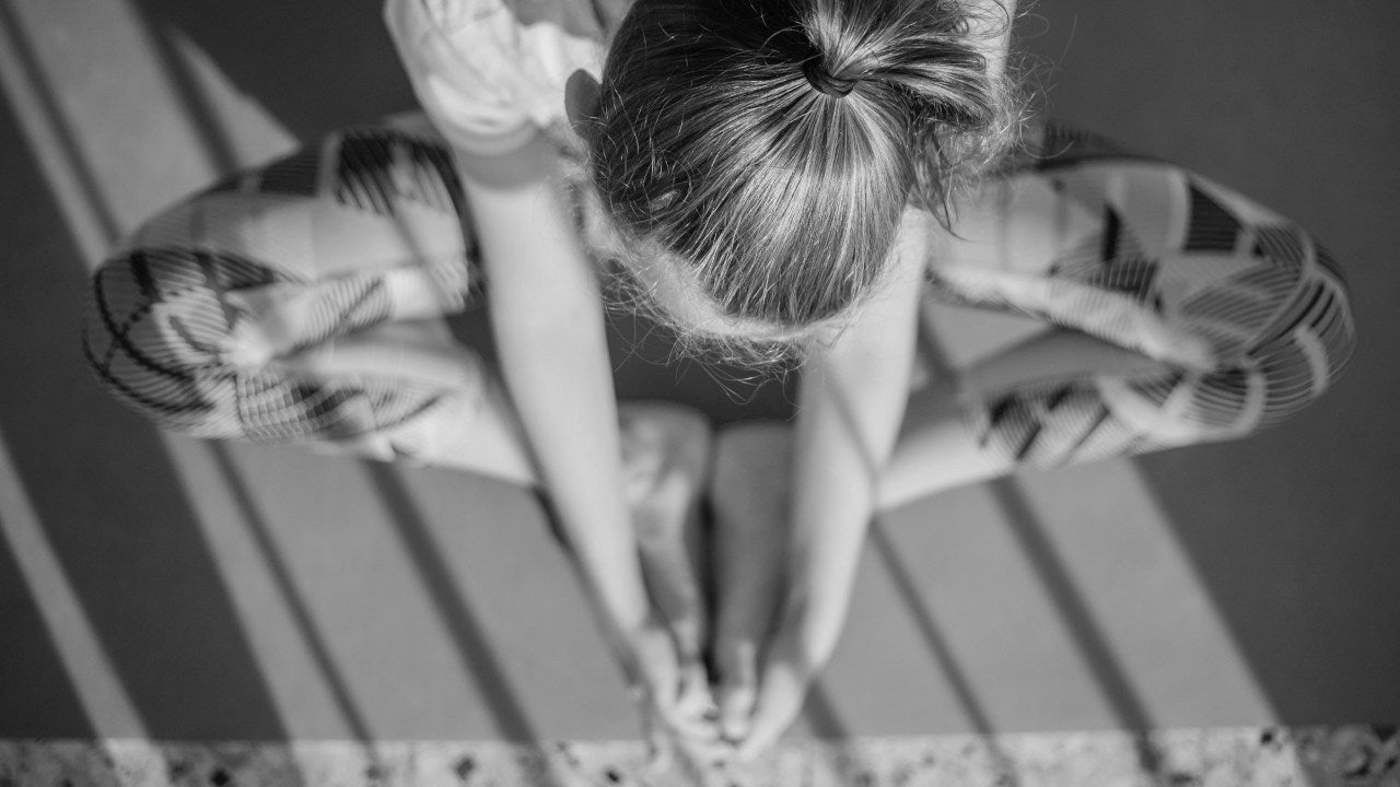 stretch for bottom of foot pain