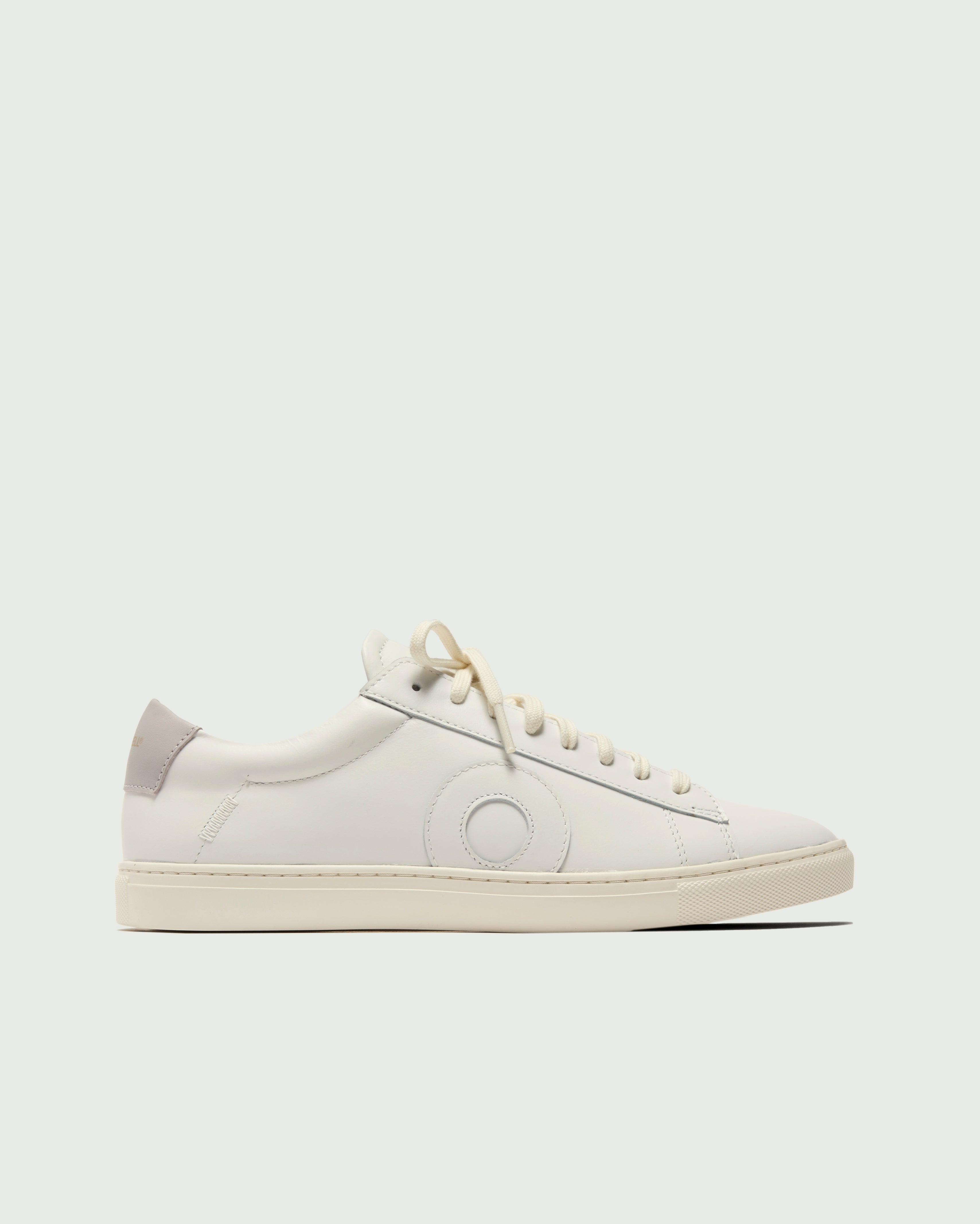 Low 1 | White / Limestone / Ivory – Oliver Cabell