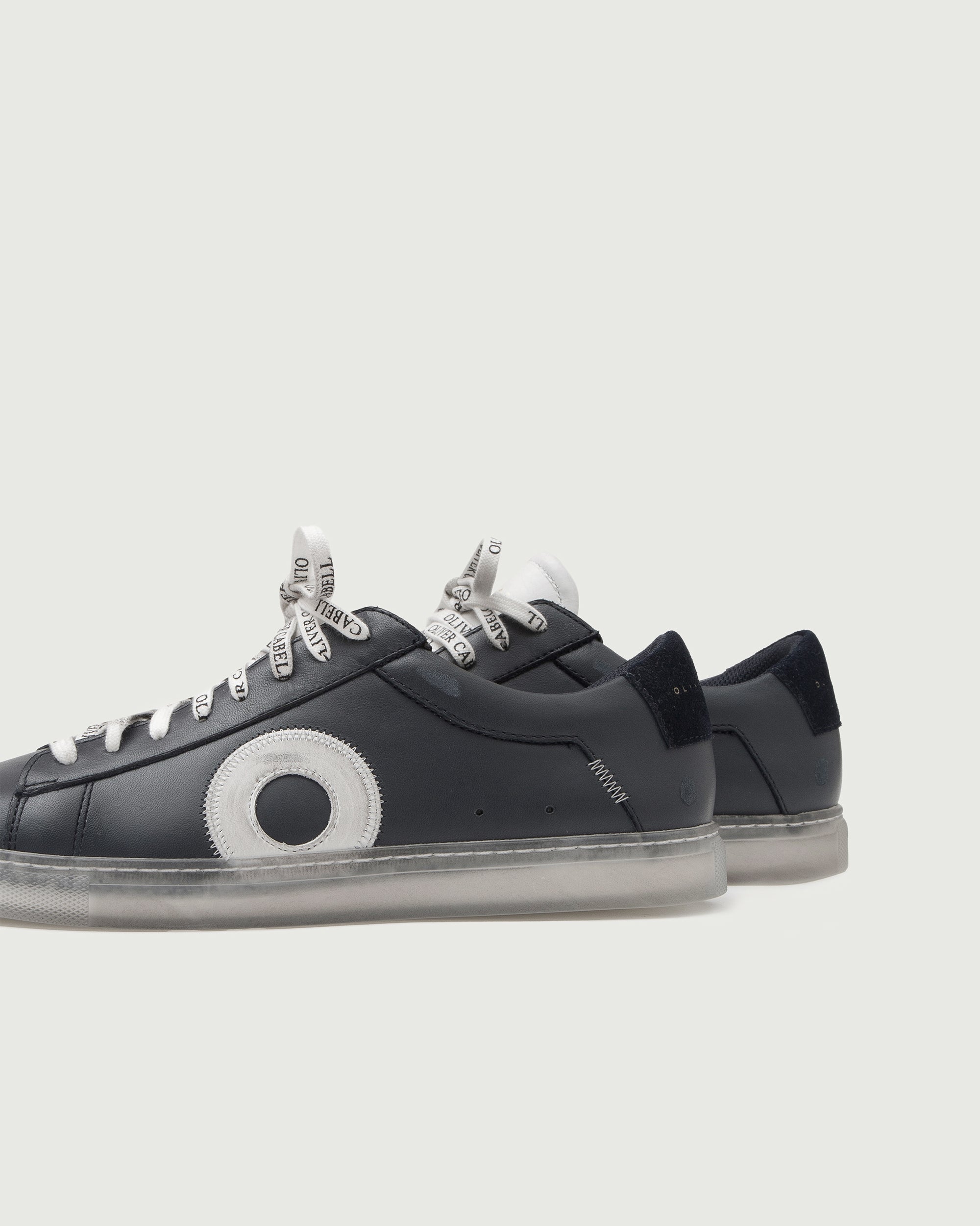 Low 1 | Reverse Oxford Yin Yang