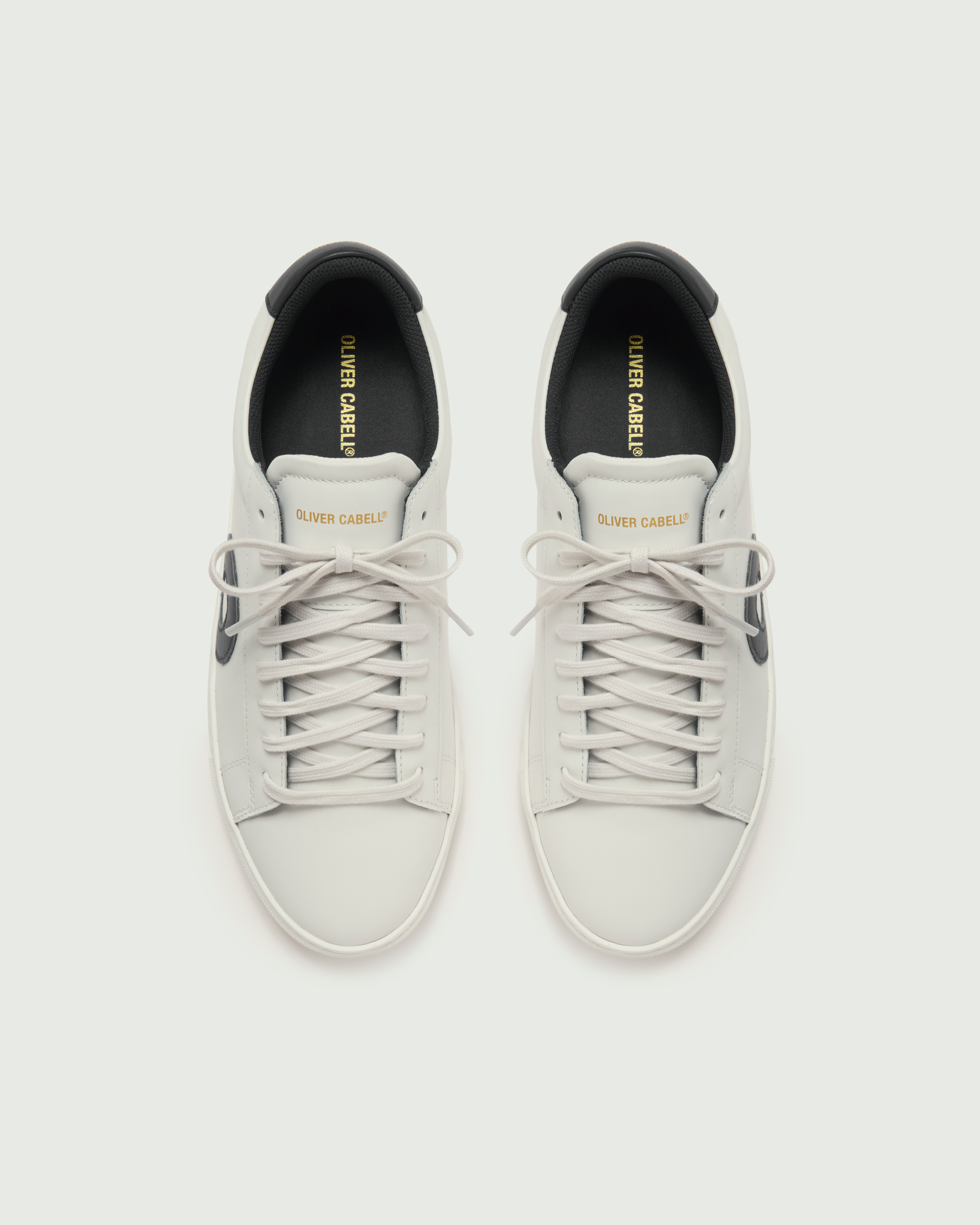 Low 1 | White / Black (Orthopedic)