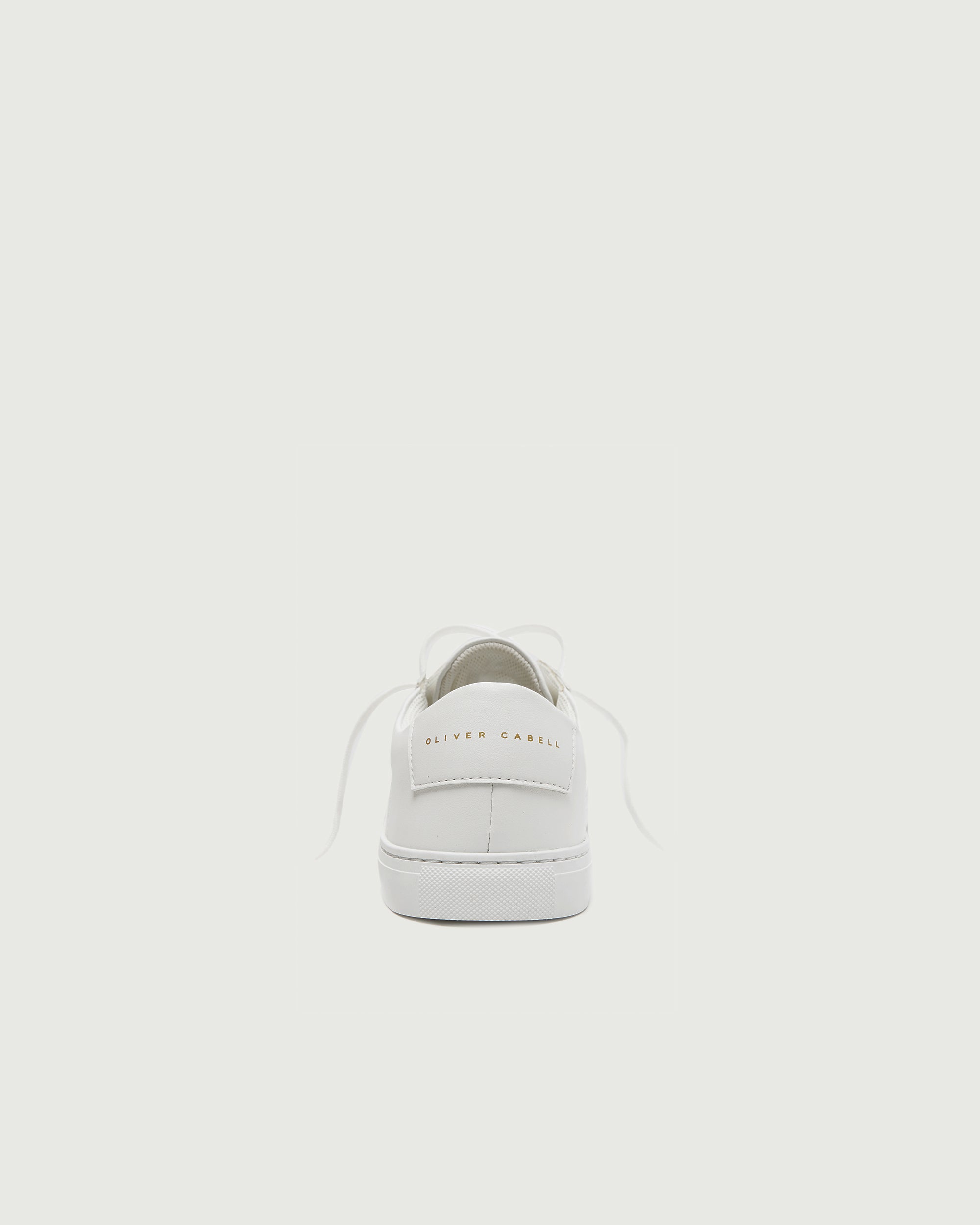 Low 1 | White (Barefoot)