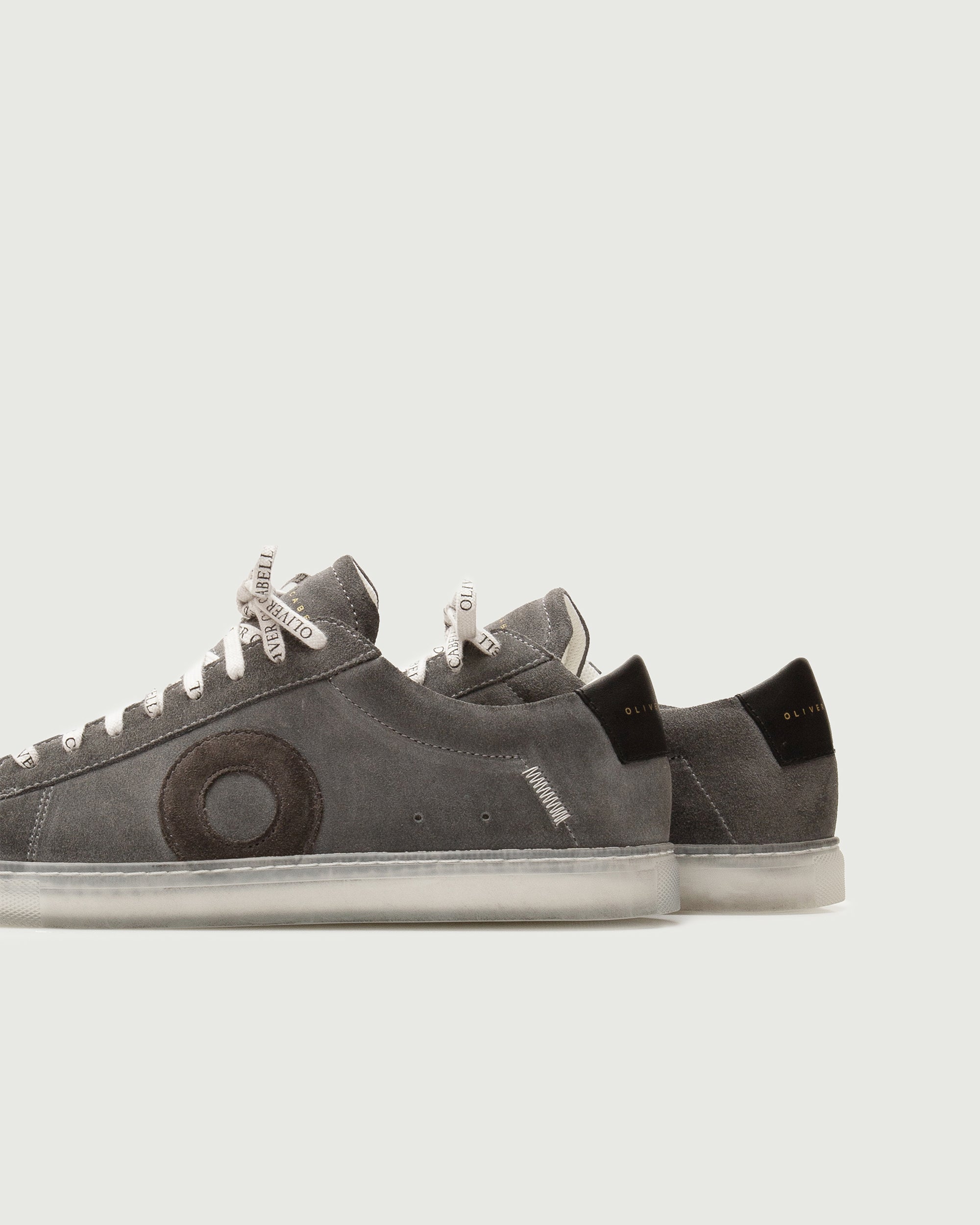 Low 1 | Decon – Oliver Cabell