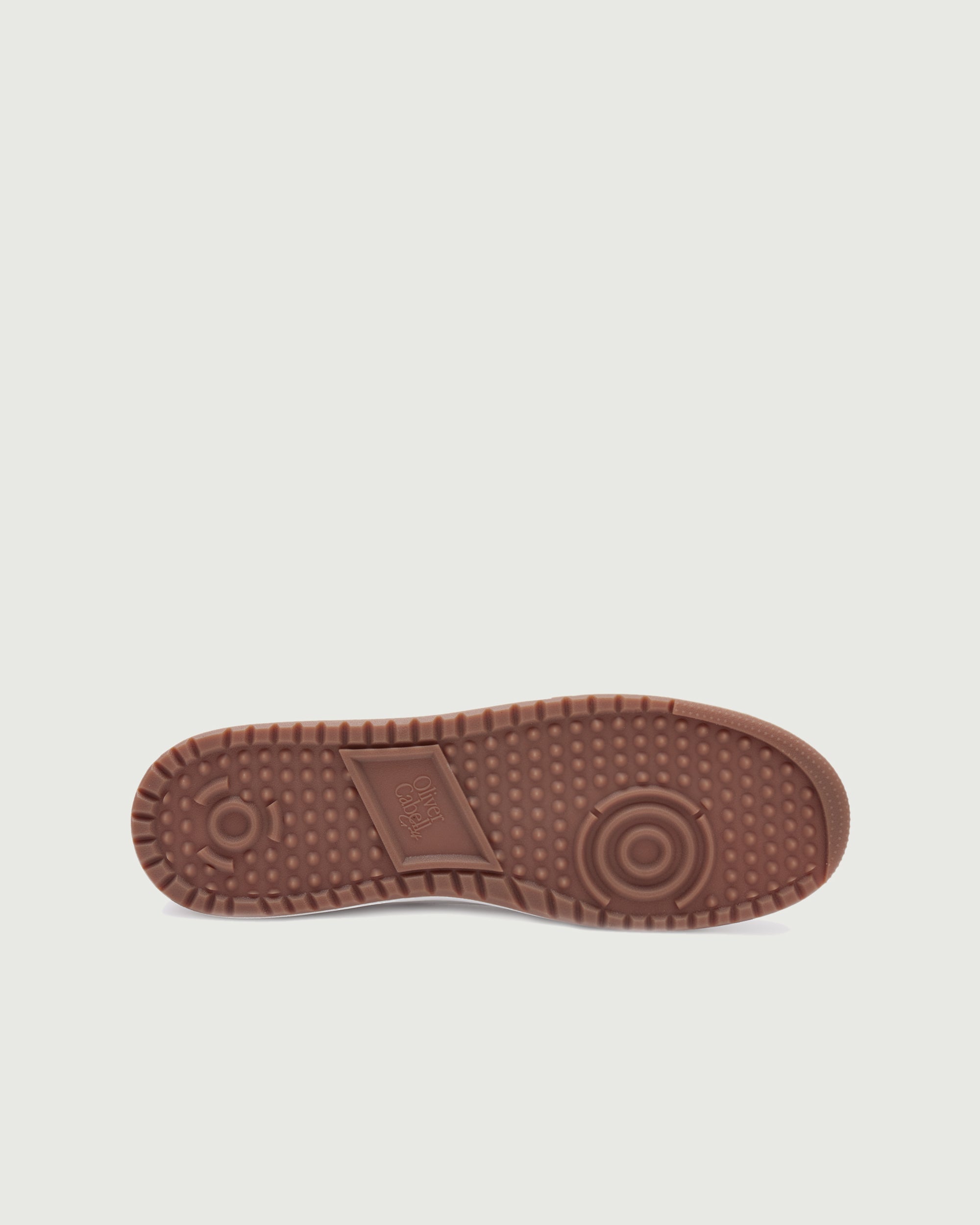 Low 1 Golf | White Gum – Oliver Cabell