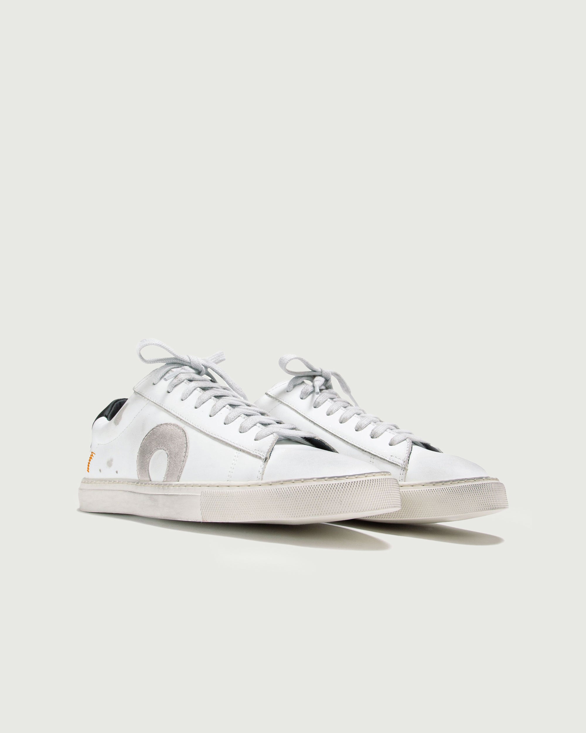 Amazon.com | Oliver Cabell Low 1 Sneaker for Unisex-Adult