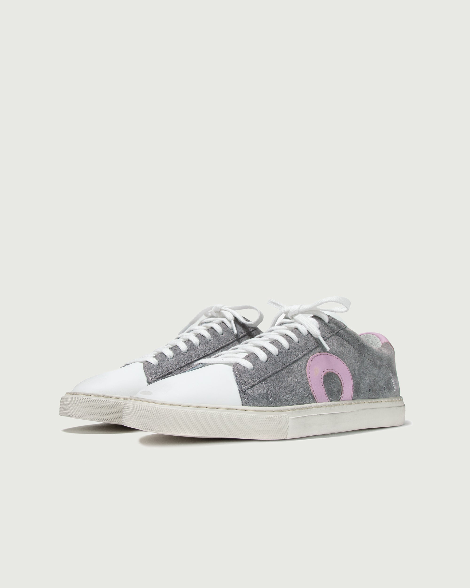 Low 1 | Lola