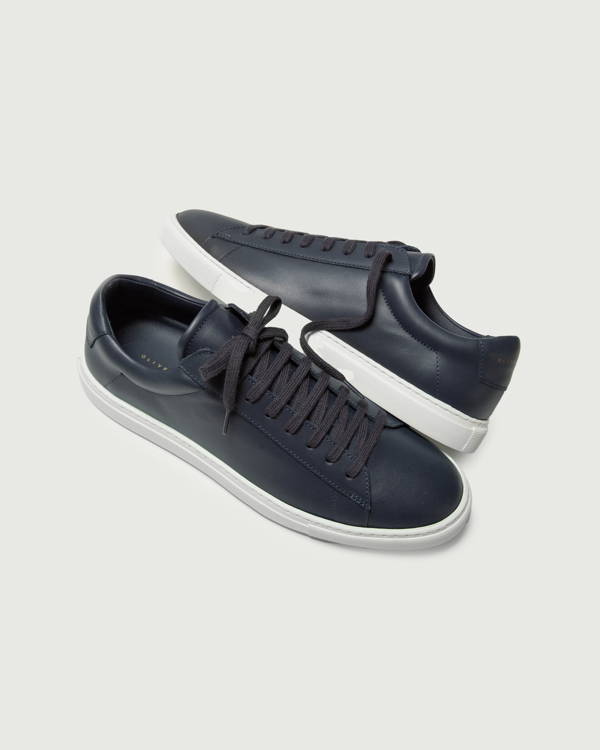 Low 1 | Royal