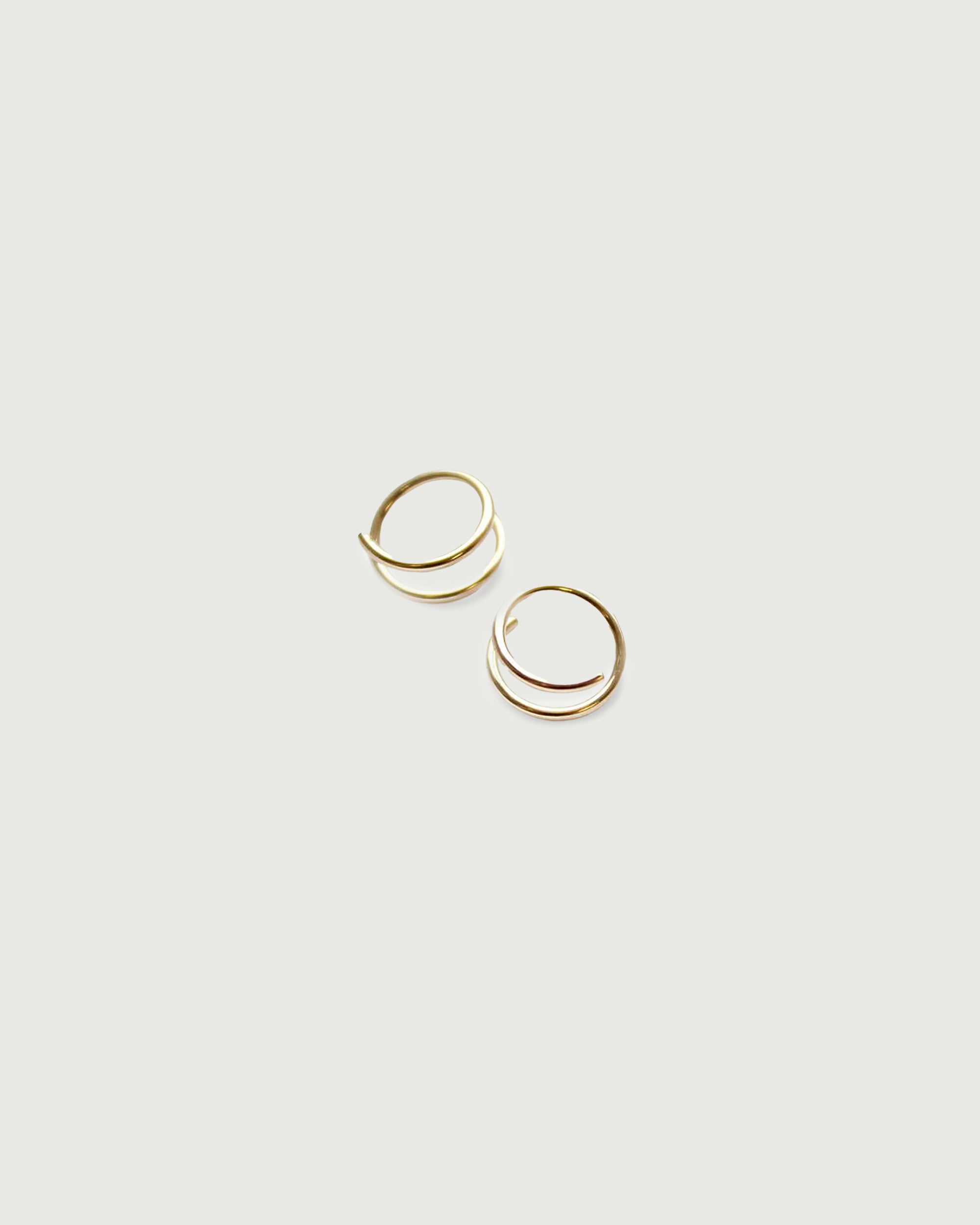 Twist Earrings | Gold
