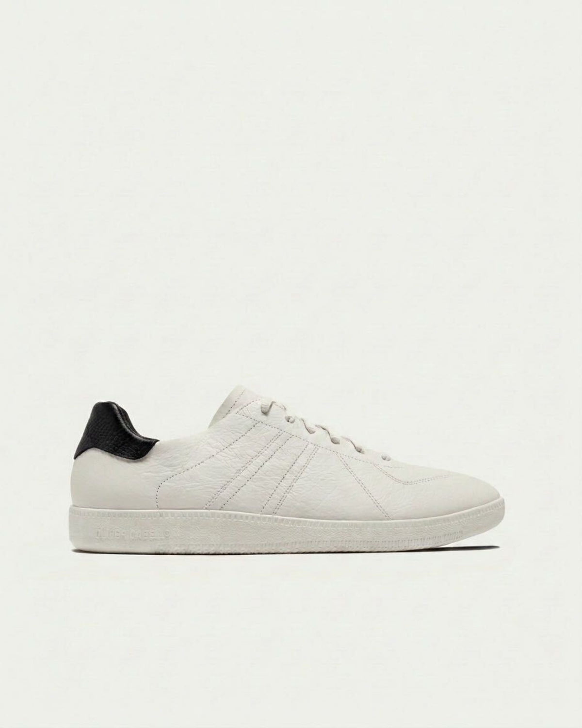 GAT DS | White / Black / Ivory