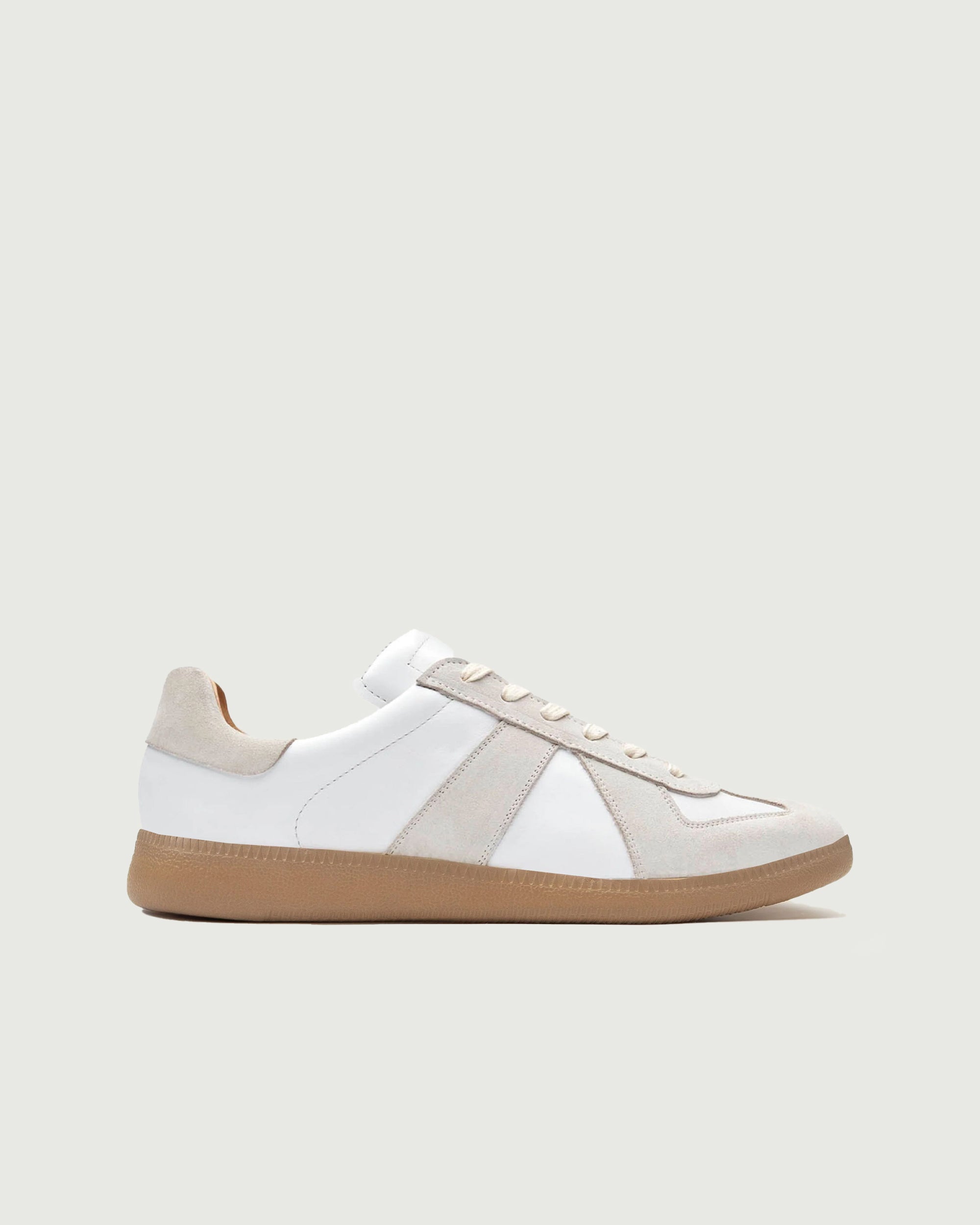 GAT | White
