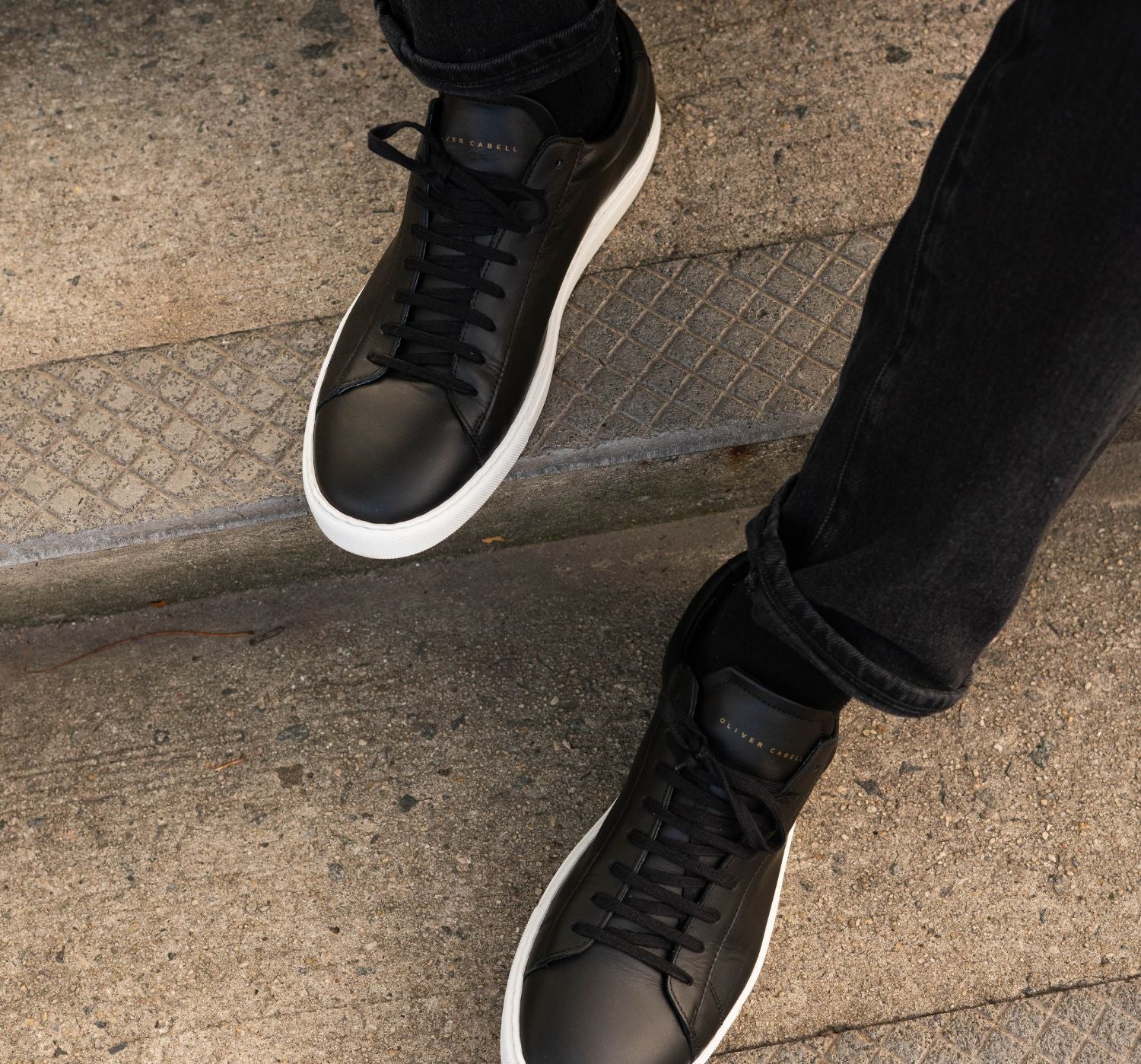 Find Your Swagger With the Best Men's Black Sneakers - Oliver Cabell