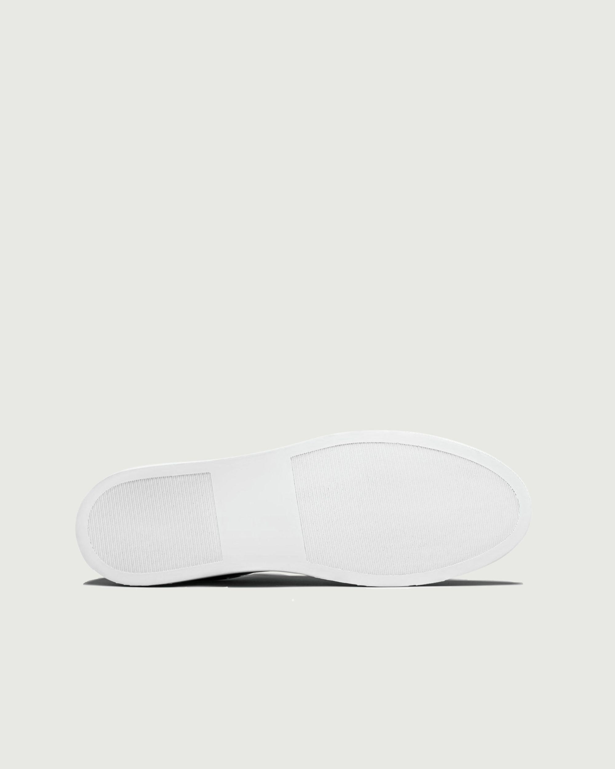 Low 1 | Daybreak – Oliver Cabell
