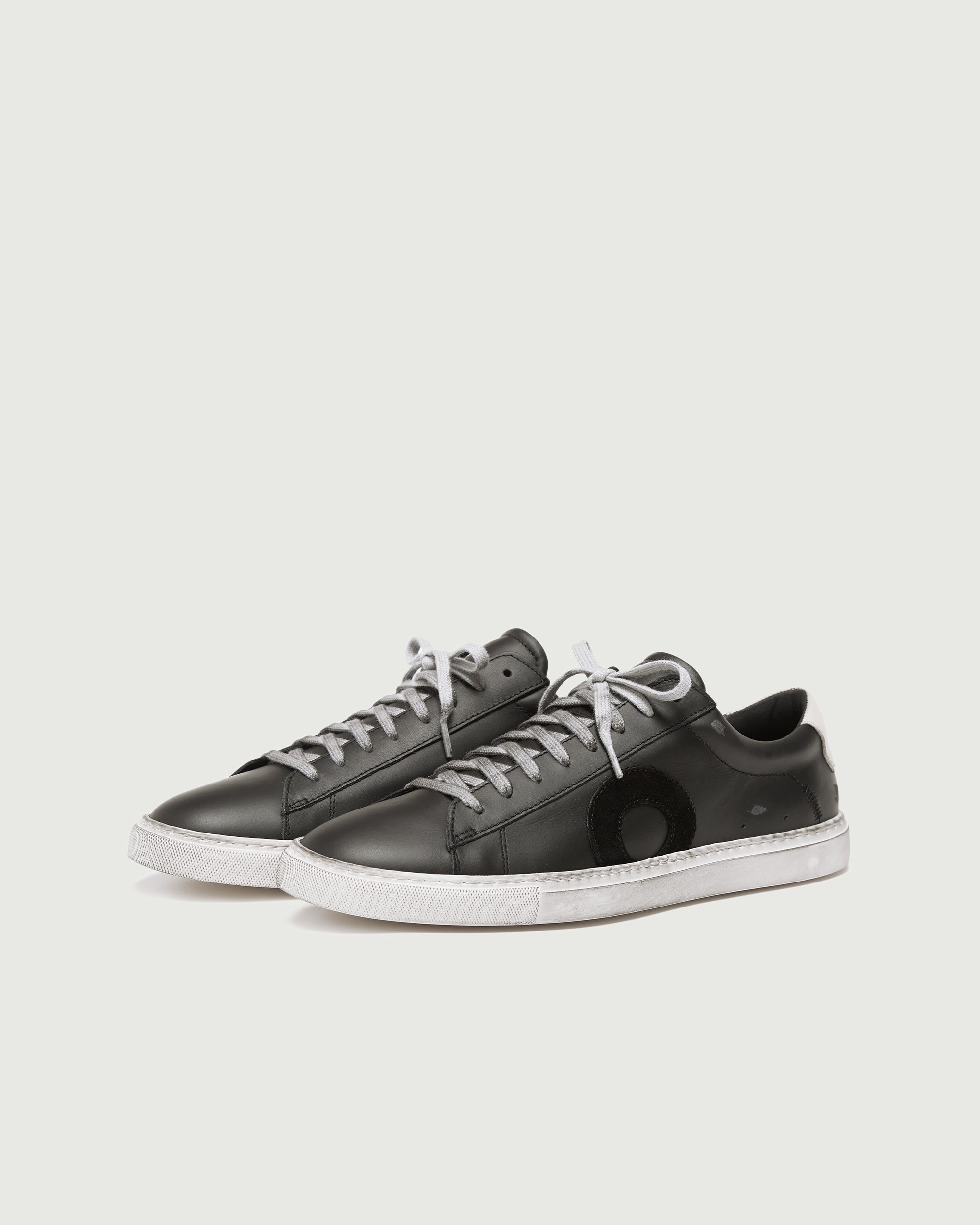 Low 1 | Phantom