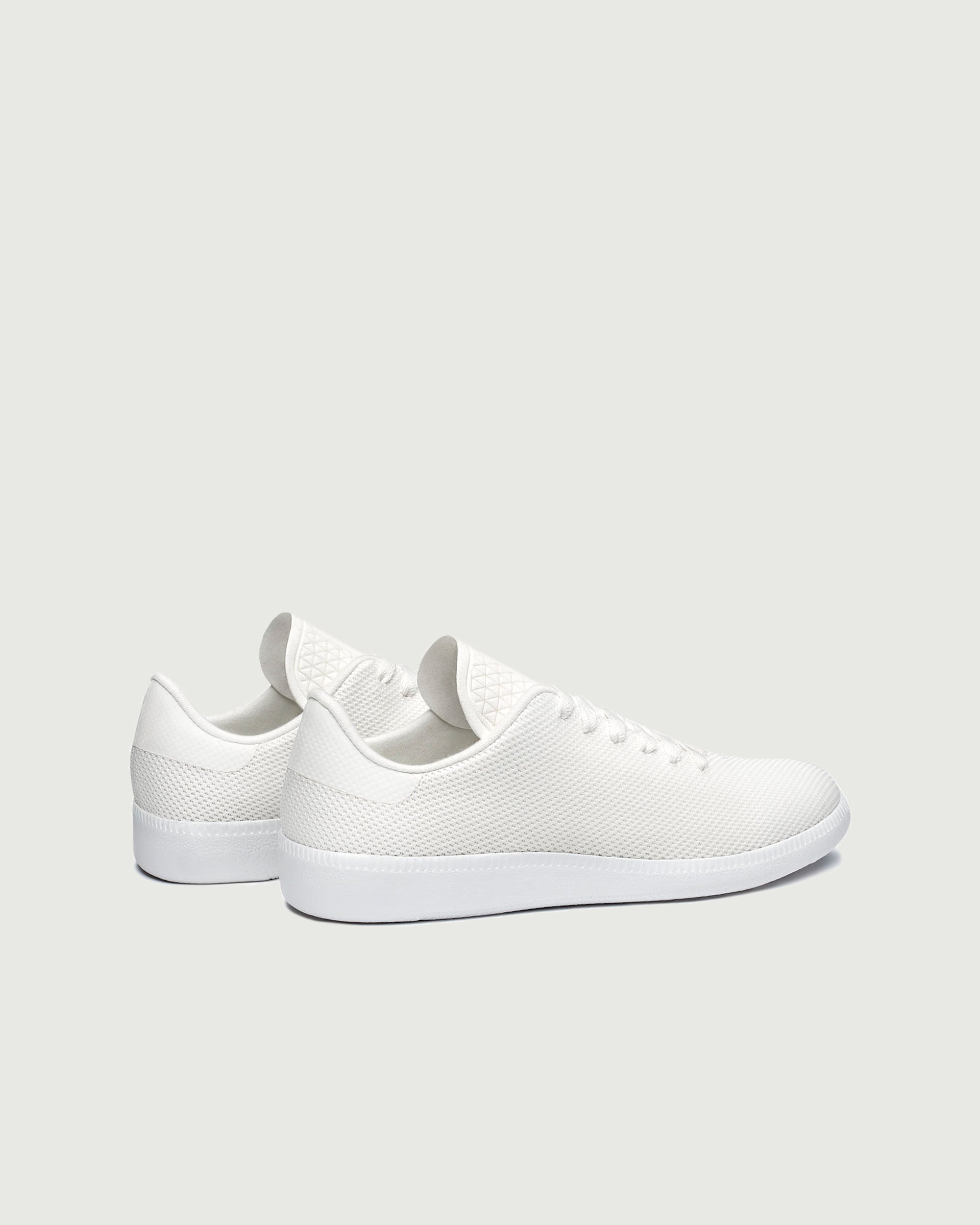 Phoenix | White