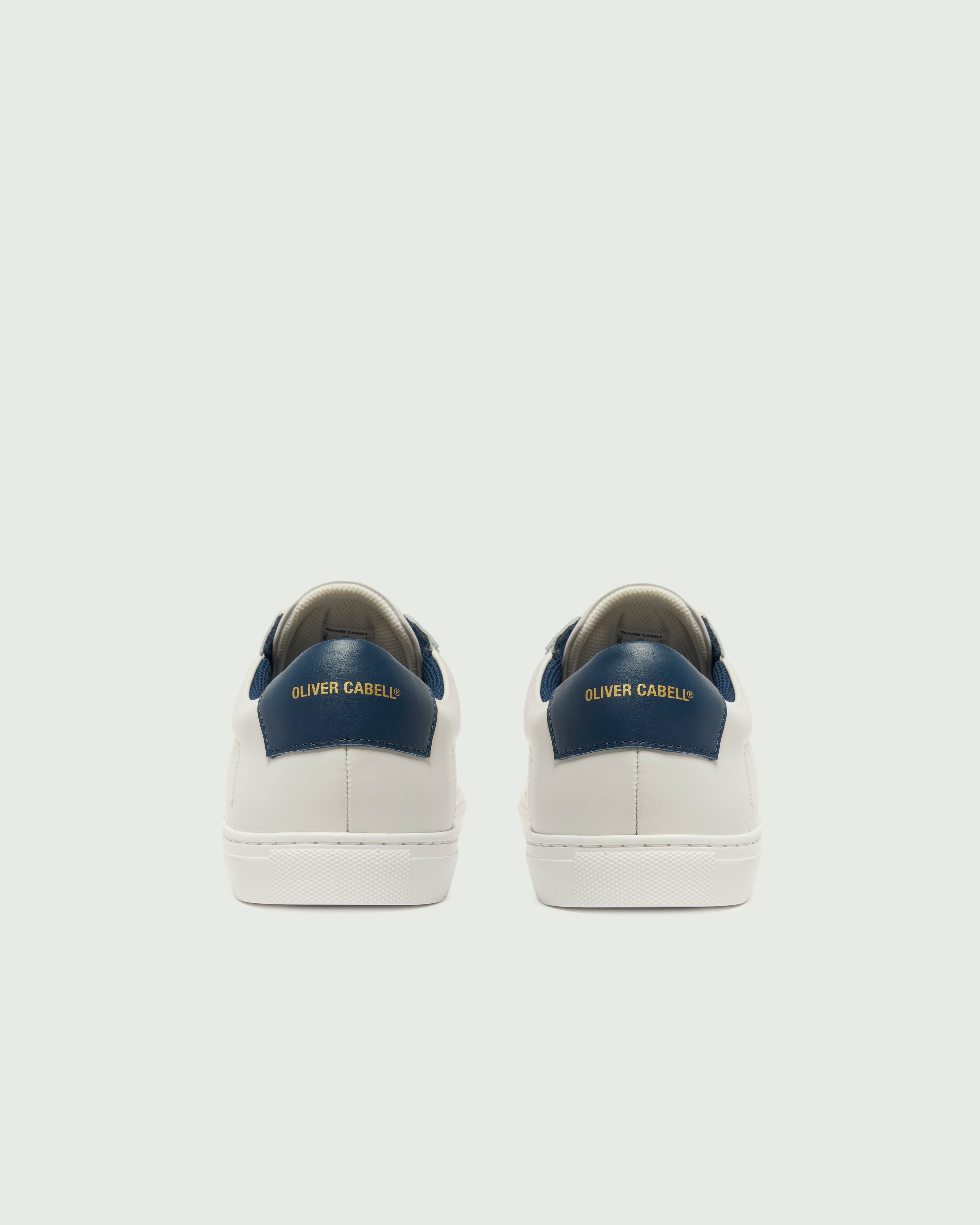Low 1 | White / Navy (Orthopedic)