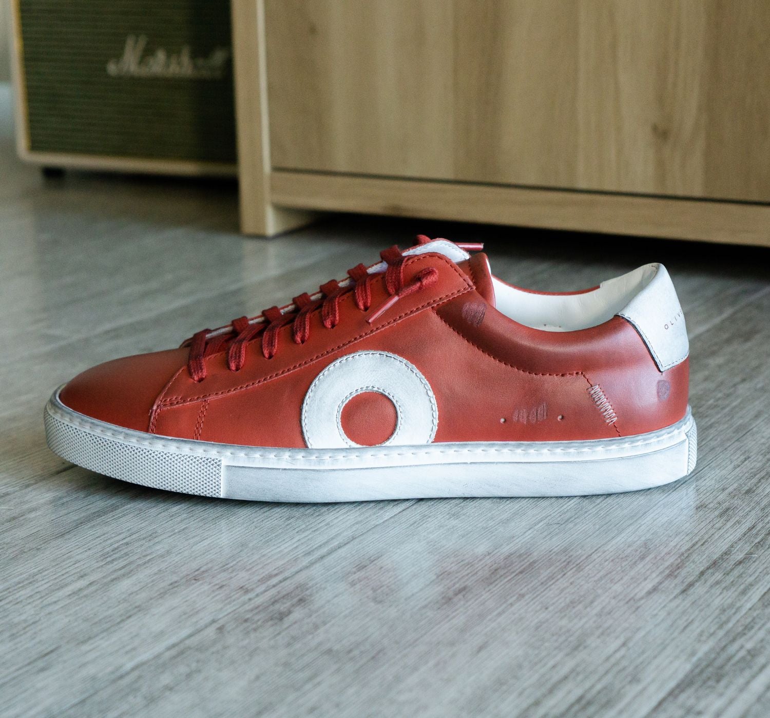 Low 1 | Crimson